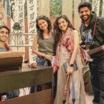 Tanvi Rao Instagram - The people of Gulmohar are what made Gulmohar truly bloom 🌸 There are so many people missing in these pictures, but I hope my love reaches out to everyone who made this shoot a time of such happiness and vibrancy. Some working stills from #Gulmohar Picture Credits- @routes_and_shoots @disneyplushotstar @pagliji Directed by @rahulchittella Beautifully captured by @eeshitnarain @chalkboardentertainment @zeemusiccompany #sharmilatagore @bajpayee.manoj @simranrishibagga @kavidrama @santhybee @utsavijhamusic @surajsharmagram @nargisnandal @sriharsh_sibu @seth_kanishk @danishsood @pujasarup @rajovilla @aayushi_diwan @sleepynushh @ishaanweenie @manshakhurana @routes_and_shoots Delhi, India