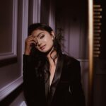 Tanvi Rao Instagram - Look away as fast as you can! Breaking hearts is my forte 🤷🏻‍♀️ HMU: @makeup_by_bhavyagowda Costume: @rentyourlook_by_chandangowda #makeup #fashion #clothes #hairstyle #photoshoot #model #slay #confidence #tanvirao Bangalore, India