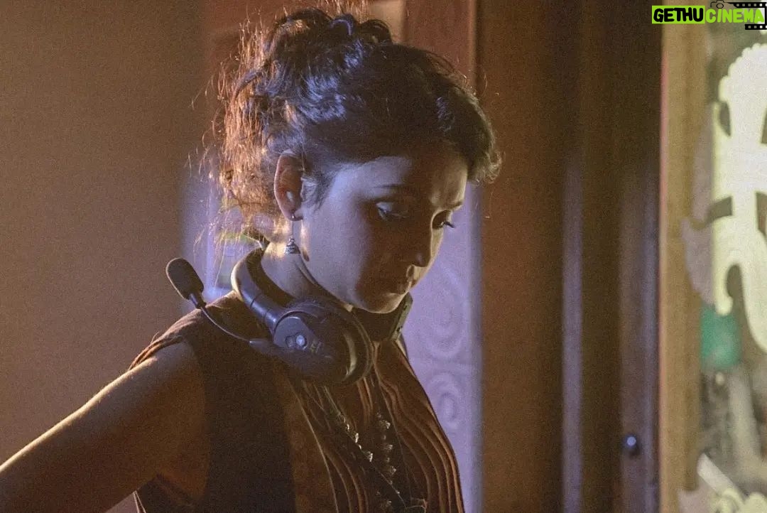 Tanvi Rao Instagram - Capturing the unsaid with such tender beauty - @routes_and_shoots Some stills from Gulmohar 🌸 Picture Credits- @routes_and_shoots @disneyplushotstar #Gulmohar Go watch now if you haven't already! @pagliji Directed by @rahulchittella Beautifully captured by @eeshitnarain @chalkboardentertainment @zeemusiccompany #sharmilatagore @bajpayee.manoj @simranrishibagga @kavidrama @santhybee @utsavijhamusic @surajsharmagram @nargisnandal @sriharsh_sibu @seth_kanishk @danishsood @pujasarup @rajovilla @aayushi_diwan @sleepynushh @ishaanweenie @manshakhurana @routes_and_shoots Delhi, India