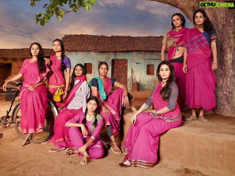 Tanvi Rao Instagram - Today, going through these pictures, I ask myself what I would be without this film- Gulaab gang. Having grown up watching and trying to prayerfully recreate @madhuridixitnene 's dances, it was in a dream-like trance that I spent the days on this set. My love and admiration only grew for this wonder woman. She taught me the discipline I try to embody today. I can never be grateful enough for that! Celebrating the incredible @madhuridixitnene on her birthday π #madhuridixit #birthday #gulaabgang #film #benarasmediaworks #vogue #voguemagazine #appreciation #admiration #inspiration #love #tanvirao Film City Mumbai