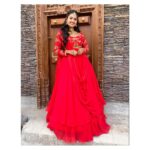 Tanvi Rao Instagram - Red red - take back what you've said! If Keerthi gets angry, not long before you're dead ☄ Costume by @inayadesignerstudio #keerthi #lakshmibaramma #bhagyalakshmi #kannadatelevision #tvshow #stories #fashion #clothing #collaboration #actress #tanvirao Bangalore, India