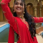 Tanvi Rao Instagram - Because today is Rama Navami and this song is from #sitaramam , and because my friend @vinutha__nagaraj will be extremely happy to see this song on my profile 🙊 Also because they're SUCH PRETTY COSTUMES! By @inayadesignerstudio Video credits: @rajaniabhirath1 @meghanasom #sitaramam #ramanavami #inaya #dancersofinstagram #dance #dancer #costume #lehenga #fashion #aesthetic #reelsinstagram #reels Bangalore, India