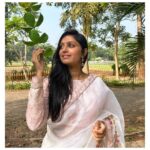 Tanvi Rao Instagram - Wearing this elegant saree by @maynadesignerstudio 🌸 #saree #indianwear #ethnic #fashion #collaboration #styling #elegant #beautiful #photooftheday #photoshoot #modeling #actor #tanvirao Mangalore, Karnataka, India