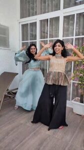 Tanvi Rao Instagram - I finally pulled this cutie for a reel 🤭💃 @tanviraofficial #bhagyalakshmi #bhagyalakshmiserial #artist #funtime #tumtumsong