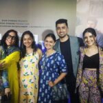 Tanvi Rao Instagram – Some wonderful human beings that I had the opportunity to work and interact with!🌸 Tried to fit in as many pictures as Instagram would allow, but clearly it doesn’t suffice. 

I assure you, this team was as tender and warm as the movie itself :)🍁

#Gulmohar
Go watch now if you haven’t already!

@pagliji 
Directed by @rahulchittella 
Beautifully captured by @eeshitnarain 
@chalkboardentertainment
@zeemusiccompany

#sharmilatagore @bajpayee.manoj @simranrishibagga @kavidrama @santhybee @utsavijhamusic @surajsharmagram @nargisnandal @sriharsh_sibu @seth_kanishk  @danishsood @pujasarup @rajovilla 
@aayushi_diwan @sleepynushh @ishaanweenie @manshakhurana @routes_and_shoots