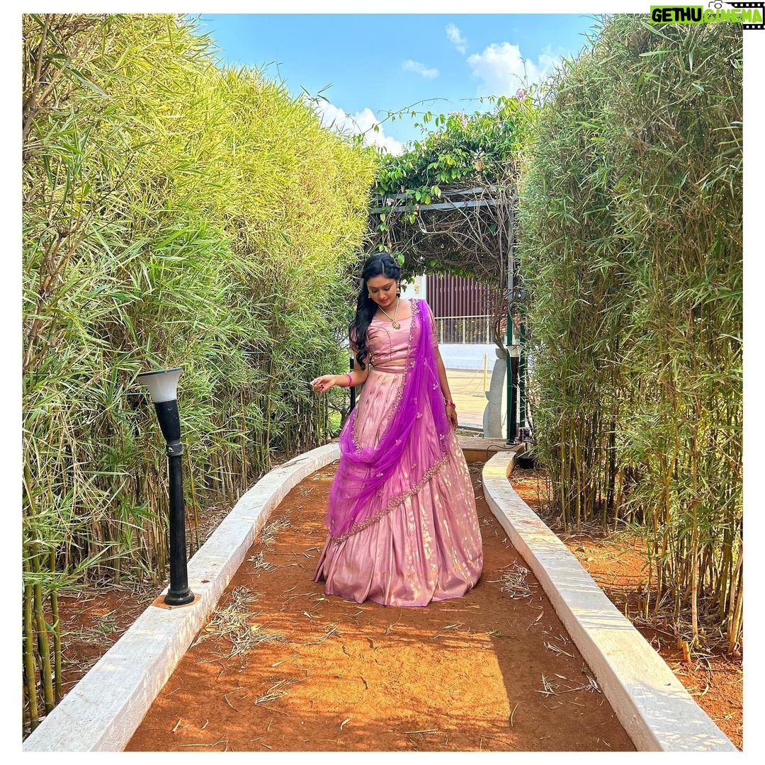 Tanvi Rao Instagram - Thinking about all the love I received this year from all of you π€ Cannot be grateful enough :β) In this dreamy attire from @inayadesignerstudio #love #dreams #2023 #newyear #fans #admirers #artist #grateful #langadavani #longskirt #halfsaree #designer #inaya #actor #model #beautiful #dreamy #tanvirao #keerthi #lakshmibaramma #colourskannada Bangalore, India