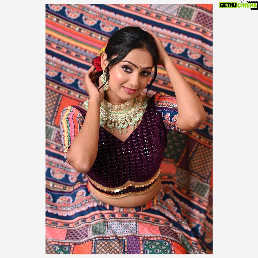 Tanvi Rao Instagram - When I dipped myself in the rainbow π Make up : @uniqmakeover_by_nethraajesh Hair style: @makeover_by_lavanyaachar Costume: @hello_sunshine_designer_studio Photographer: @chidu.ln_portraits #photoshoot #modelshoot #model #actor #makeup #costume #colours #light #fun #tanvirao Bangalore, India