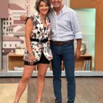 Tanya Instagram - Queria agradecer pelo carinho com que sou sempre recebida no Alô Portugal, e a este menino que me sabe receber tão bem, obrigada! @josefigueirasoficial #televisao #aloportugal #sic #tanya #tanyachorabebe #tanyaturbilhao #tanyaadrenalina #coracaodividido #tuaprisioneira #apresentador #musica #dança