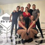 Tanya Instagram – Hoje estivemos na @rtppt no Natal dos Hospitais, quem viu?! Boas Festas 🎄🎁 ❤️😘 #nataldoshospitais #muscia #chorabebe #banda #feliz #natal Centro De Medicina De Reabilitação De Alcoitao