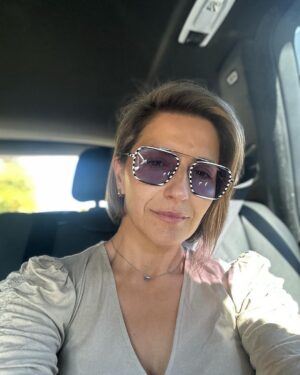 Tanya Instagram - Já de volta a Portugal mas a sentir saudades do sol em Boston, 😘 boa quarta-feira ❤️
#portugal #devolta #viagem #tanya #boston #estrada #regresso #work #musica #animação #sol