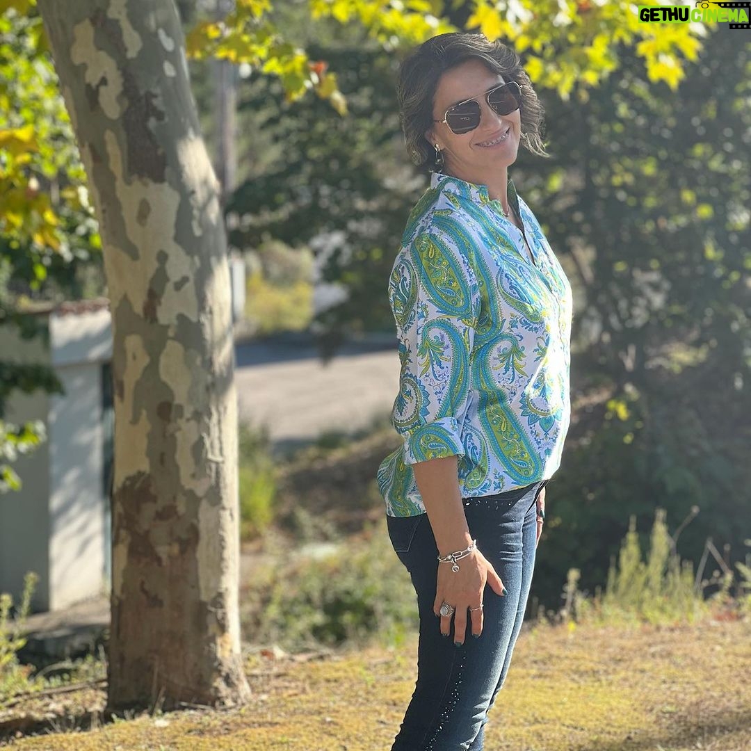 Tanya - 1K Likes - Passei por aqui para desejar uma excelente semana e amanhã abro mais um bocadinho o meu coração ❤️ estejam atentos beijinhos #amor #paixao #amizade #felicidade