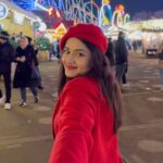 Tasnia Farin Instagram - Last year we talked about going to @hydeparkwinterwonderland and this year we made it happen ❤️ Winter Wonderland