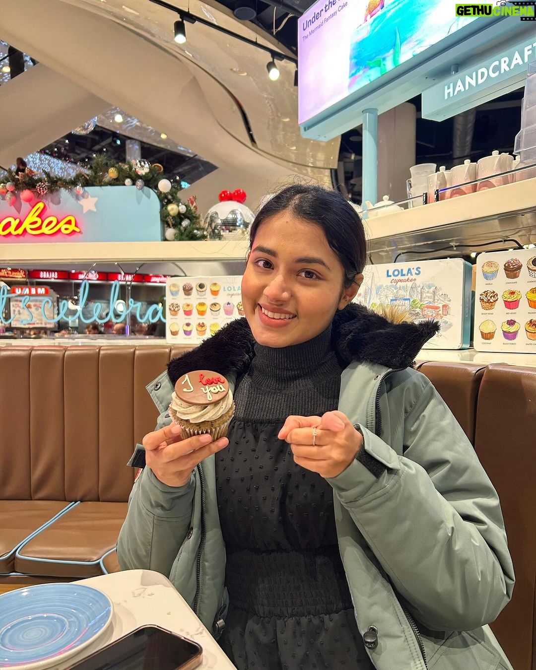 Tasnia Farin Instagram - Gloomy sky, cupcake, shopping and SRK Birmingham, United Kingdom