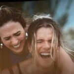 Tatá Werneck Instagram - Corre pros cinemas pra ver @minhairmaeeu_ofilme pq vc vai se divertir muito e se emocionar. Leva seu irmão, sua irmã ou até meu irmão , caso ele tope. Acho difícil