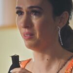 Tatá Werneck Instagram - #TERRAEPAIXÃO 📺 Antes do casamento da irmã, Anely entregou a Lucinda o escapulário que a avó das duas a deu na infância. 🥹 A relação delas está cada dia mais linda, né? ❤️