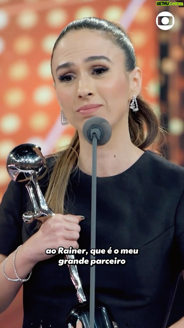 Tatá Werneck Instagram - A vencedora na categoria ‘Atriz Coadjuvante’ é… @tatawerneck! 🏆 #MelhoresDoAno #Domingão