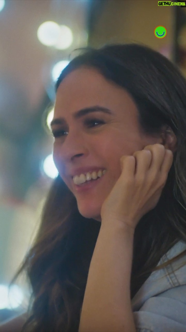 Tatá Werneck Instagram - #TERRAEPAIXÃO 📺 Claro que não tem problema pegar dinheiro da polícia, né, Anely e Luigi? 😂🤦♂️ Eu me divirto com esses dois 🗣️