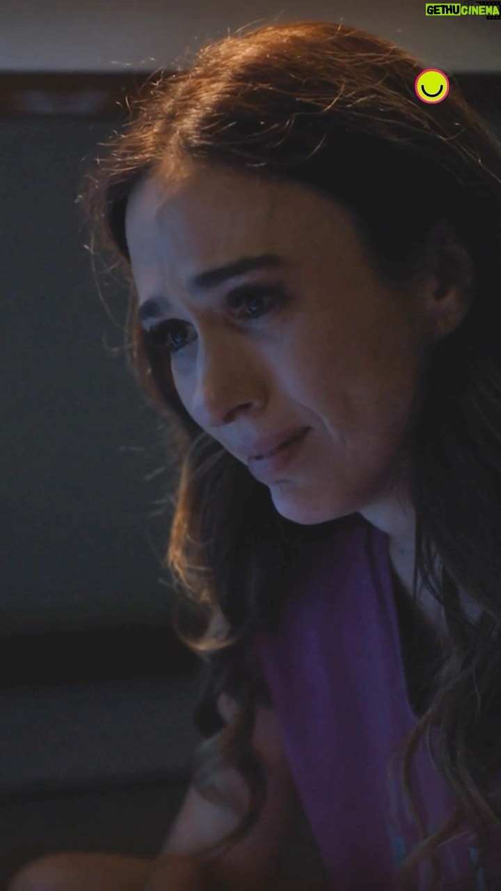 Tatá Werneck Instagram - #TERRAEPAIXÃO 📺 Em uma conversa difícil, Anely contou para Cristian que o estado de saúde de Lucinda é grave e os dois rezaram juntos pela recuperação dela. Que cena emocionante! 🥺