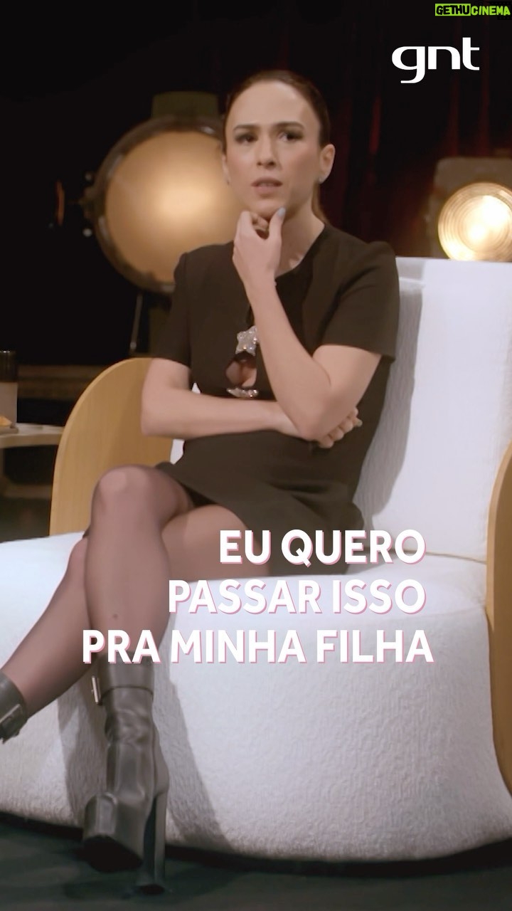 Tatá Werneck Instagram - O ensinamento que a @tatawerneck deseja passar pra filha: “Ser uma mulher de fé” 💙 E por aí? O que seria mais importante pra você? #AssimComoAGenteNoGNT toda sexta, às 21h30.
