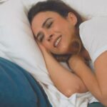Tatá Werneck Instagram - Não tem jeito: pra ter uma noite de sono tranquila o meu Raid Líquido Elétrico tem que estar GRUDADO na tomada. Só assim fico protegidinha e não tem risco de ter aquele zum zum zum no ouvido até de manhã. Pra completar, faço logo um combo com Raid Aerossol que é pra ninguém botar defeito. Mas ó, tem que se proteger o dia todo, tá? Durante o home office, naquele momento filme em família... Tô fora de perrengue - é o fim da picada, pra eles! Cuidado! Perigoso! Antes de usar, Leia as Instruções do rótulo. Produzido no Polo Industrial de Manaus. Conheça a Amazônia. #OFimDaPicada @raidbrasil