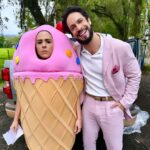 Tatá Werneck Instagram - O dia que gravei com um sorvete gigante 🍦🤣 Bastidores x Cena com @tatawerneck #TerraEPaixao #bastidores