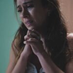 Tatá Werneck Instagram - “Luta e sobrevive, Lu, por favor!” A Anely 🤧 #TerraEPaixão