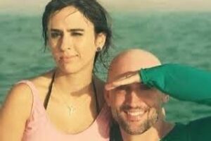 Tatá Werneck Instagram - Te amo, meu amigo. Vou sempre lembrar da sua capacidade de fazer o mundo gargalhar . Dia do humor. Dia de Paulo Gustavo (vc me zoaria pq peguei nossas fotos no Google)