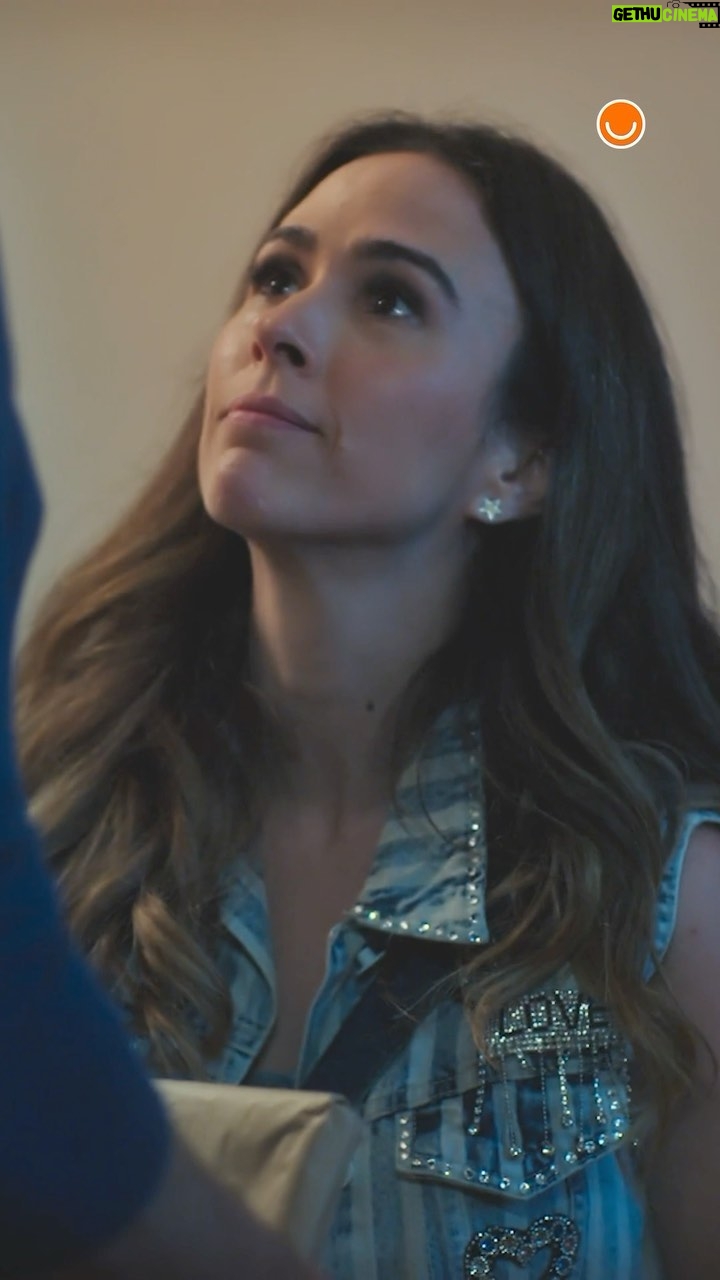 Tatá Werneck Instagram - #TERRAEPAIXÃO 📺 FBI que se cuide porque a Anely tá atentíssima aos hóspedes de Nova Primavera! 👮🏻♀️🚨 É melhor o Hélio ficar com os olhos bem abertos, né? 👀