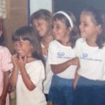 Tatá Werneck Instagram - Tenho a sorte de ter muitos amigos de muitos anos. Por onde passo levo meus amigos comigo . Essas são as mais antigas :) @luiza_duartep e @nina.lucena . Minhas amigas há 37 anos 🦋❤️ desde o maternal! A @taissaba , @thaisalbert e @paulapiresortodontia são amigas há 30 anos 🦋❤️ muitas amigas de 20, 25 anos de amizade. Amo muito vocês amigas :) marque seu amigo de mtos anos que do nada foi babaca