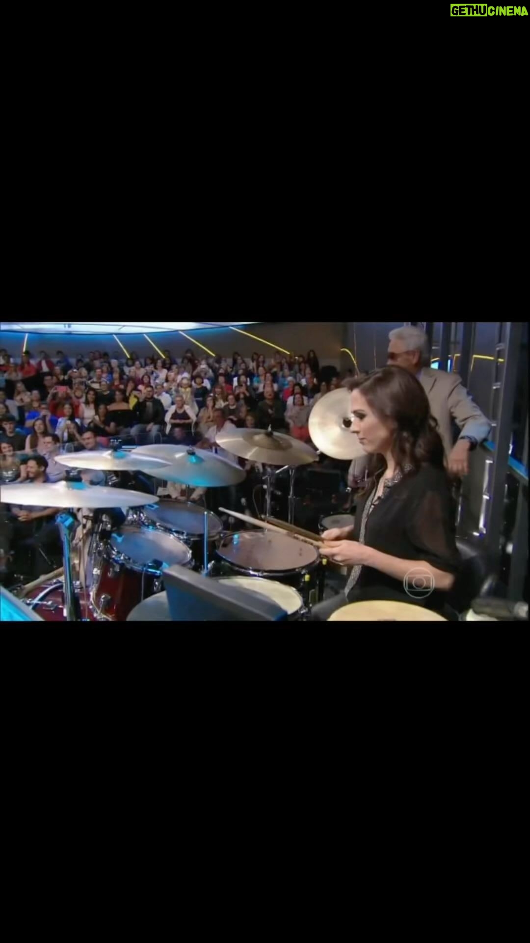 Tatá Werneck Instagram - No melhor talk show que já tivemos 🦋