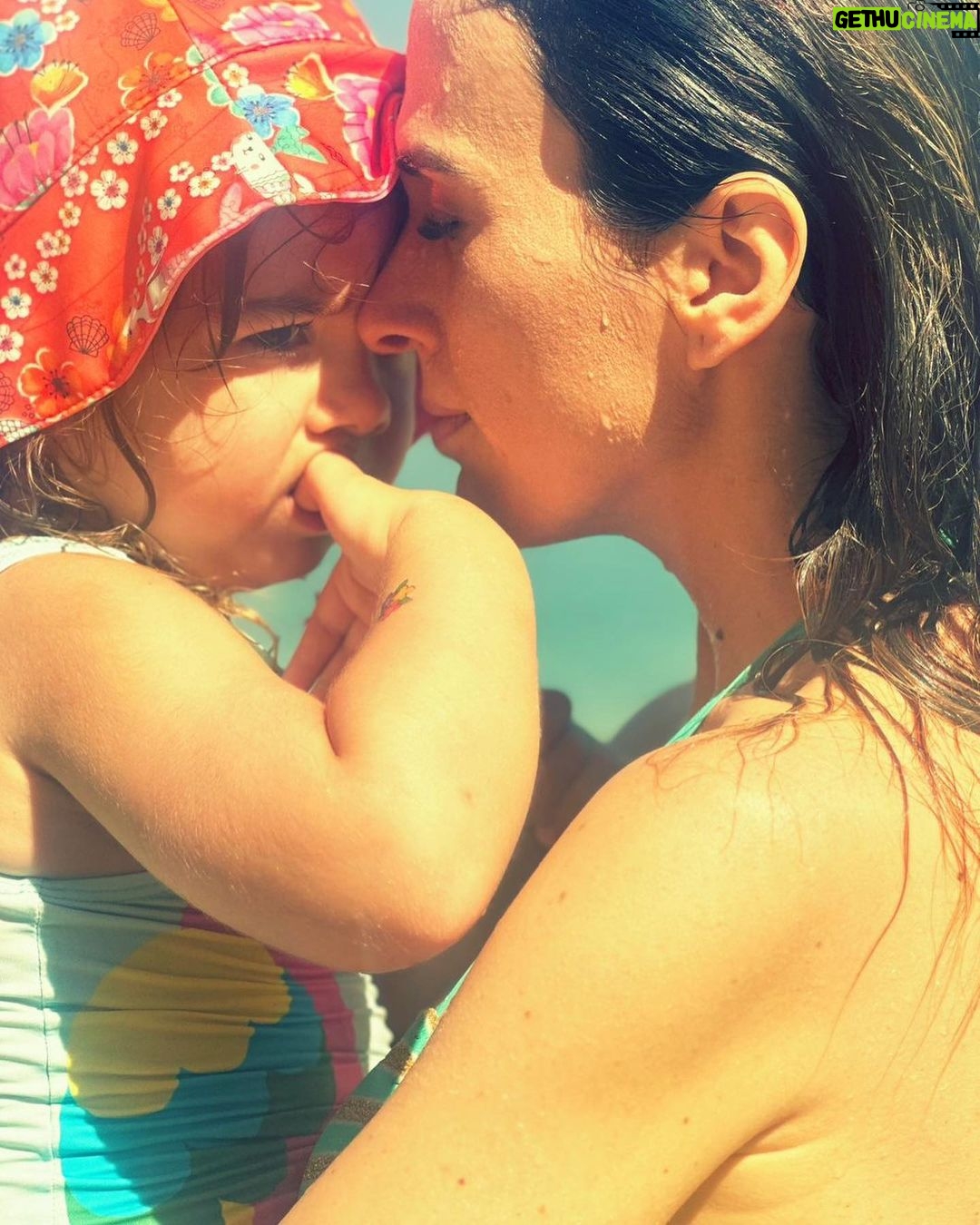 Tatá Werneck Instagram - Com Caca e com mamãe ❤️ uma geração de de testas grande passando pra te dar bom dia
