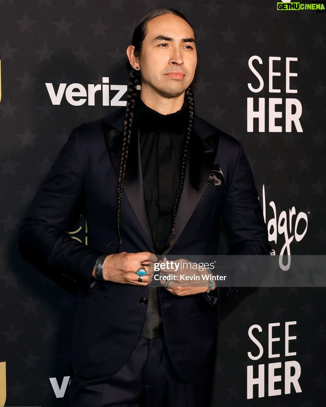 Tatanka Means - 3.6K Likes - Critics Choice Awards @criticschoice
#killersoftheflowermoon ✨ 12 nominations
Amazing evening with friends and new friends
Tux @brunellocucinelli_brand
Styled @desireemorales
Thank you @applefilms @appletv
Killers of the Flower Moon available now on AppleTV+