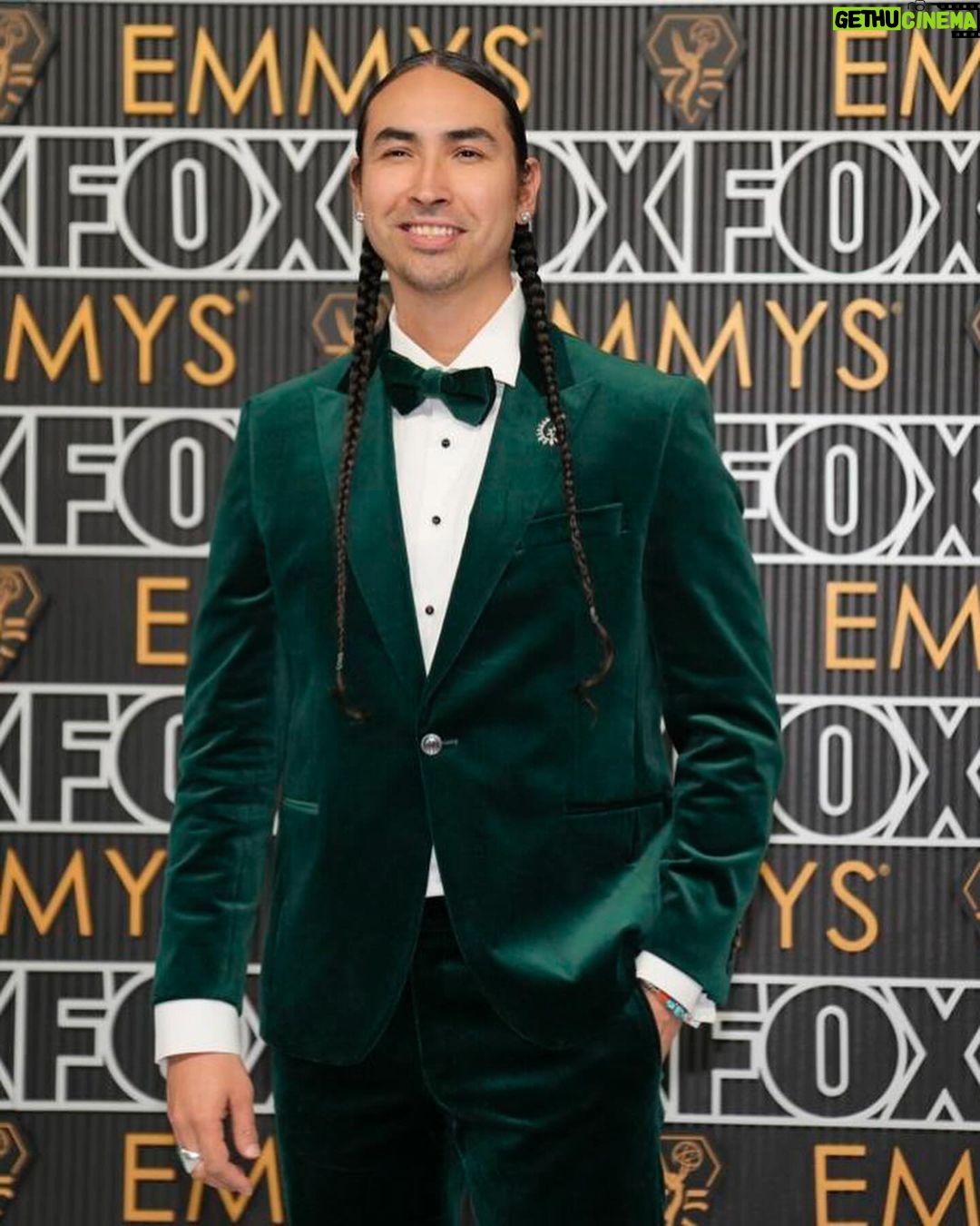 Tatanka Means - 4.5K Likes - Incredible night. I was blessed to accompany my amazing sis-star @ambermidthunder to the EMMYs! Her film #Prey was nominated for best director Dan Trachtenberg ✨
Styled by @leonamizrahi
Suit by @jackvictorofficial
Earrings & broach @gismondi1754
Shoes @brunomagliofficial
Thank you @appletv @applefilms representing #killersoftheflowermoon
#EMMYs