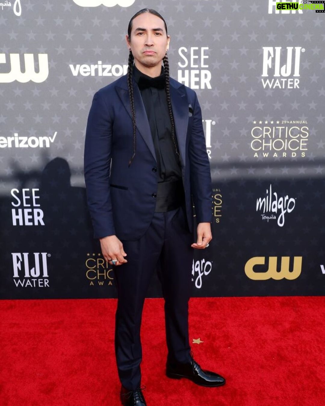 Tatanka Means - 3.6K Likes - Critics Choice Awards @criticschoice
#killersoftheflowermoon ✨ 12 nominations
Amazing evening with friends and new friends
Tux @brunellocucinelli_brand
Styled @desireemorales
Thank you @applefilms @appletv
Killers of the Flower Moon available now on AppleTV+
