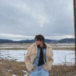 Taylor Hill Instagram - Grateful ❄️🤍✨ Colorado