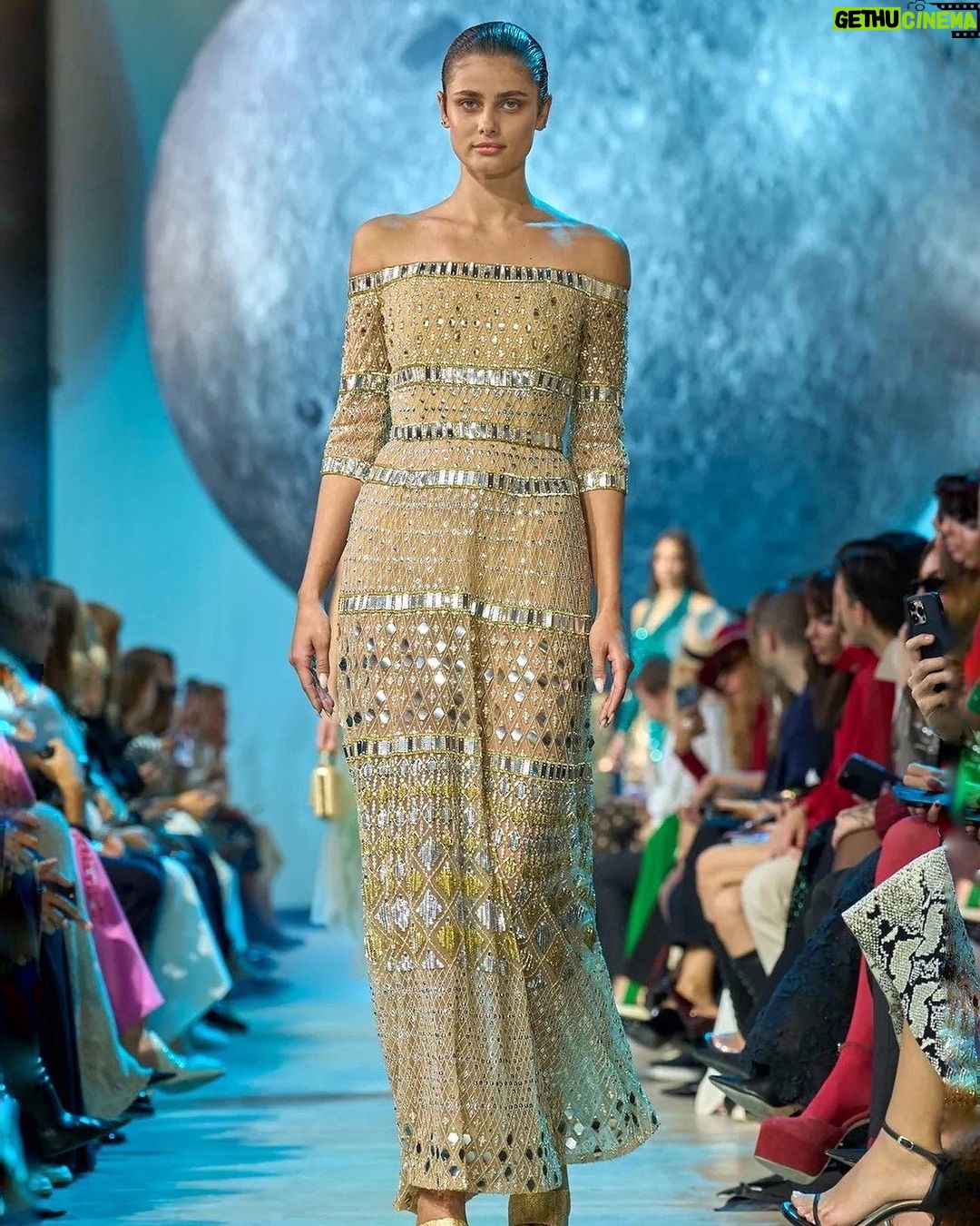 Taylor Hill Instagram - Opening for @eliesaabworld 🤍 Thank you for having me ✨ Paris, France