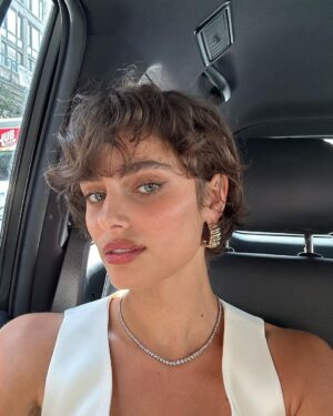 Taylor Hill Instagram - A fun week ☺️🖤