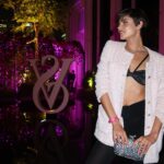 Taylor Hill Instagram - Singapore with @victoriassecret 💕