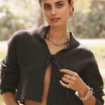 Taylor Hill Instagram - Getting ready for fall with @davidyurman #DavidYurman #DYCreativityInspires