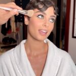 Taylor Hill Instagram - Turned Paris fashion week into a music video ✨ Paris, France