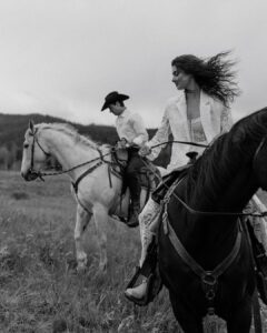 Taylor Hill Instagram - The American West, My home and my inspiration in so many things. Fashion, my sense of style, and design in my home. This was a dedication to how and where I was raised. Thank you @cedarandpines and @ravenrosefilms For capturing the essence of my world so beautifully And thank you @_houseofflora_ For making the most perfect dress to embody how I wanted to feel throughout this weekend ✨🤍