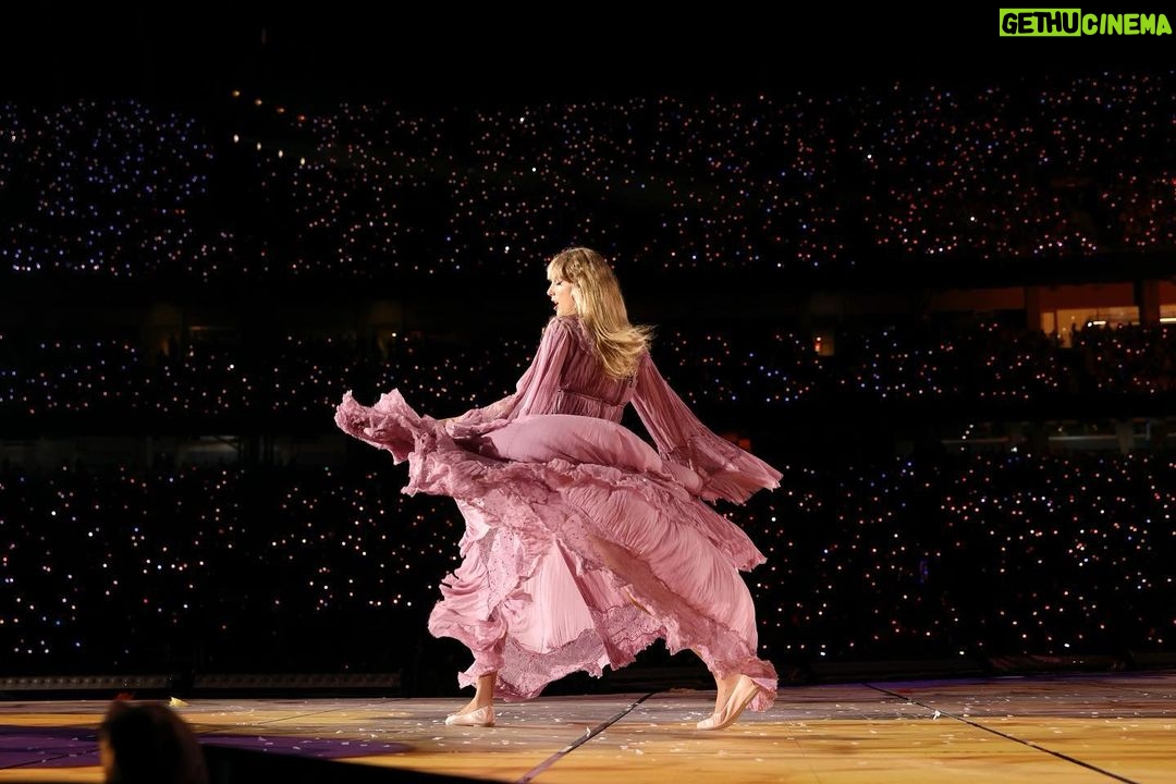 Taylor Swift Instagram - It was a Speak Now (my version) album release party at Arrowhead Stadium in Kansas City this weekend, full of surprises ๐ I got to premiere the video for โI Can See Youโ on the big screen and hearing the crowdโs reaction to it is something Iโll never forget. THEN @joeyking @taylorlautner and @helloimpresleycash walked on stage (and there were even a few flips??) to say hi to everyone. I got to play Long Live with my incredible band (who are the ones playing on all my re-records too) and it was just so unfathomably special to me. Singing those words in a stadium full of people who helped me get my music back. Love you all ๐๐๐ See you very soon, Denver! ๐ท: @johnshearer @nandoleon_foto @gettyimages