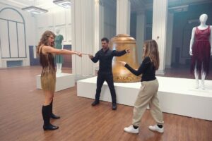 Taylor Swift Instagram - WELL. SO. I’ve been counting down for months and finally the ‘I Can See You’ video is out. I wrote this video treatment over a year ago and really wanted to play out symbolically how it’s felt for me to have the fans helping me reclaim my music. I had my heart set on @joeyking, @taylorlautner and @helloimpresleycash starring in it. Joey and Presley had been in the video for ‘Mean’ when they were 9 and 13 and they are back and so ridiculously bad ass!! Taytay is INCREDIBLE in this (didn’t have a stunt double!) and shout out to @taylautner for being so awesome to hang with on set. The Tale of 3 Taylors 😆 I always wanted to direct fight scenes/a heist storyline and had the most incredible time plotting this out with my amazing DP @selajon. So proud of this one.