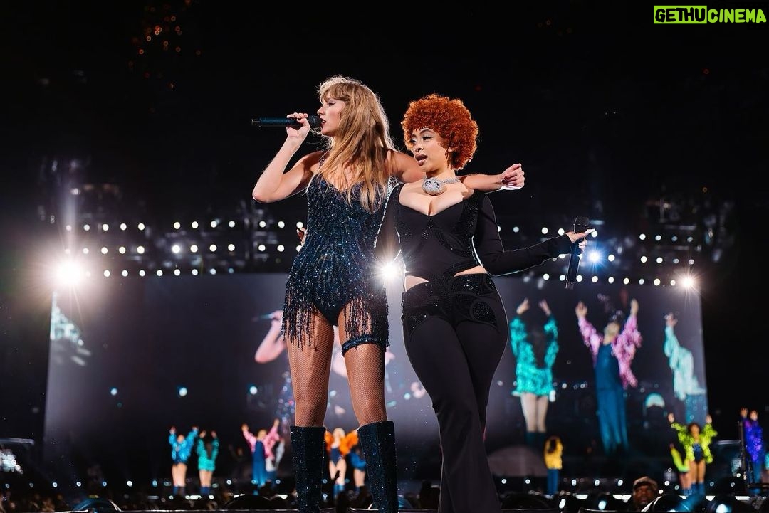 Taylor Swift Instagram - Yeahhhh so the last three nights were a dreamscape and totally overwhelming. I love every single one of you who came to those 3 shows in Jersey, all 217,625 of you.๐ย @phoebebridgers, Iโll miss you out here my dude, thanks for the duets and the dressing room heart to hearts ๐. I was so excited to welcome @owennmusic to the Eras Tour! And @icespice i love youuuu and Iโm still buzzing from getting to sing with you all three nights! This tour has become my entire personality. See you soon Chicago! ๐ท: @mattswen