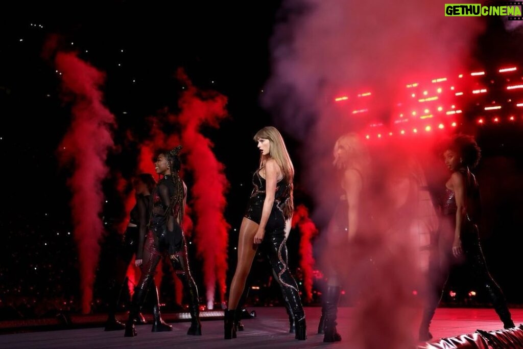 Taylor Swift Instagram - Last night in Jersey was 🤯💕🌙🪐🙏✨💥 !!! The way the whole stadium screamed when Ice literally popped up unannounced 😆- Getting to world premiere the Karma music video I directed with my dancers who were in it - Playing Getaway Car with Jack and hearing everyone shout the lyrics - I love you @icespice I love you @jackantonoff I love you all in that crazy crowd last night - can’t wait to get back out there tonight ☺️ 📷: @kevinmazur / @gettyimages / @mattswen