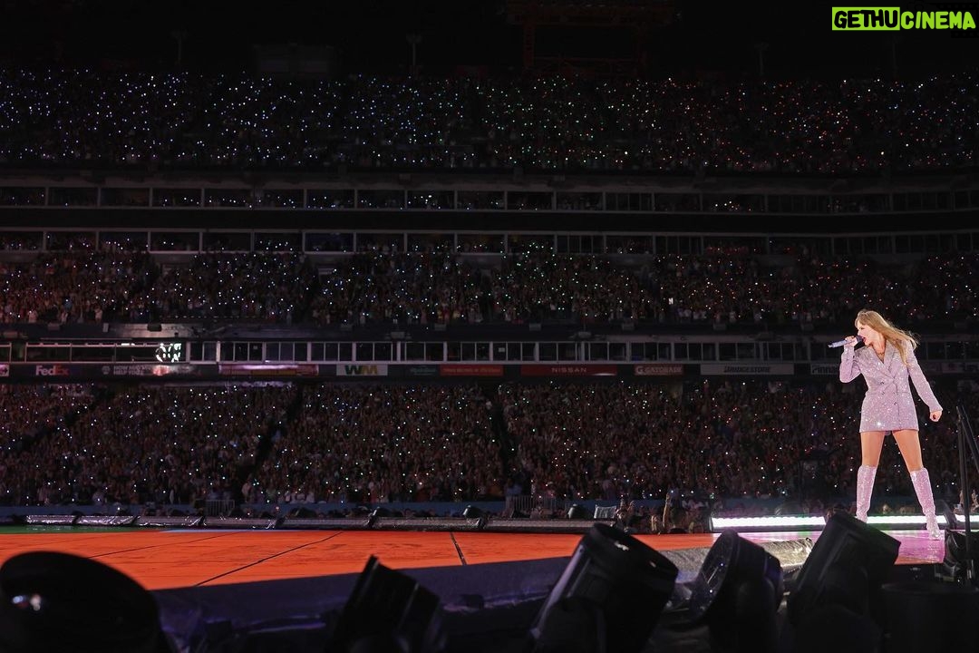 Taylor Swift Instagram - Even though we have one last show in Nashville tonight I just have to post these photos causeeeee… it’s been WILD. I got to announce Speak Now (my version) is coming on 7/7, got to perform ‘Nothing New’ with boss genius/baby angel face @phoebebridgers for the first time, and have been so moved by these beautiful, generous Nashville crowds!!!! I just can’t believe it. PS I know there’s talk of a rainy weather vibe tonight but I’m ready to play, see you sooon!! 😘😘😘💜💜💜 📷: @johnshearer / @gettyimages