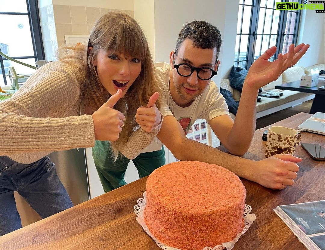 Taylor Swift Instagram - Midnights is a wild ride of an album and I couldn’t be happier that my co pilot on this adventure was @jackantonoff. He’s my friend for life (presumptuous I know but I stand by it) and we’ve been making music together for nearly a decade HOWEVER… this is our first album we’ve done with just the two of us as main collaborators. We’d been toying with ideas and had written a few things we loved, but Midnights actually really coalesced and flowed out of us when our partners (both actors) did a film together in Panama. Jack and I found ourselves back in New York, alone, recording every night, staying up late and exploring old memories and midnights past. We were so lucky to also work with our brilliant collaborators @sam_dew, @sounwave, Lana Del Rey, @jahaansweet, @keanubeats, William Bowery, and @zoeisabellakravitz. @sharp_stick was our excellent engineer. The wonderful and wise @bethgarrabrant took the album photographs. Midnights is a collage of intensity, highs and lows and ebbs and flows. Life can be dark, starry, cloudy, terrifying, electrifying, hot, cold, romantic or lonely. Just like Midnights. Which is out now