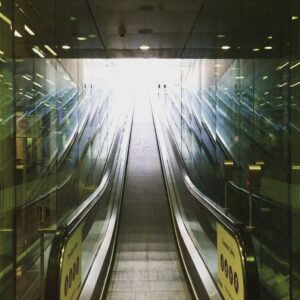 Ted Kravitz Instagram - Thought I’d try a story. Off to Paris for a shoot. Busy in here now there are trains to Amsterdam!