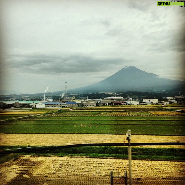 Ted Kravitz - 283 Likes - Obligatory Fuji photo