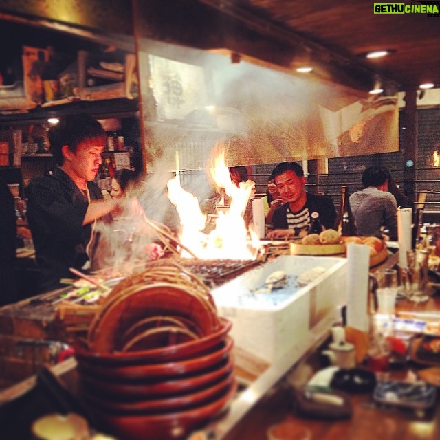 Ted Kravitz - 129 Likes - Burning-hay-charred tuna, Osaka